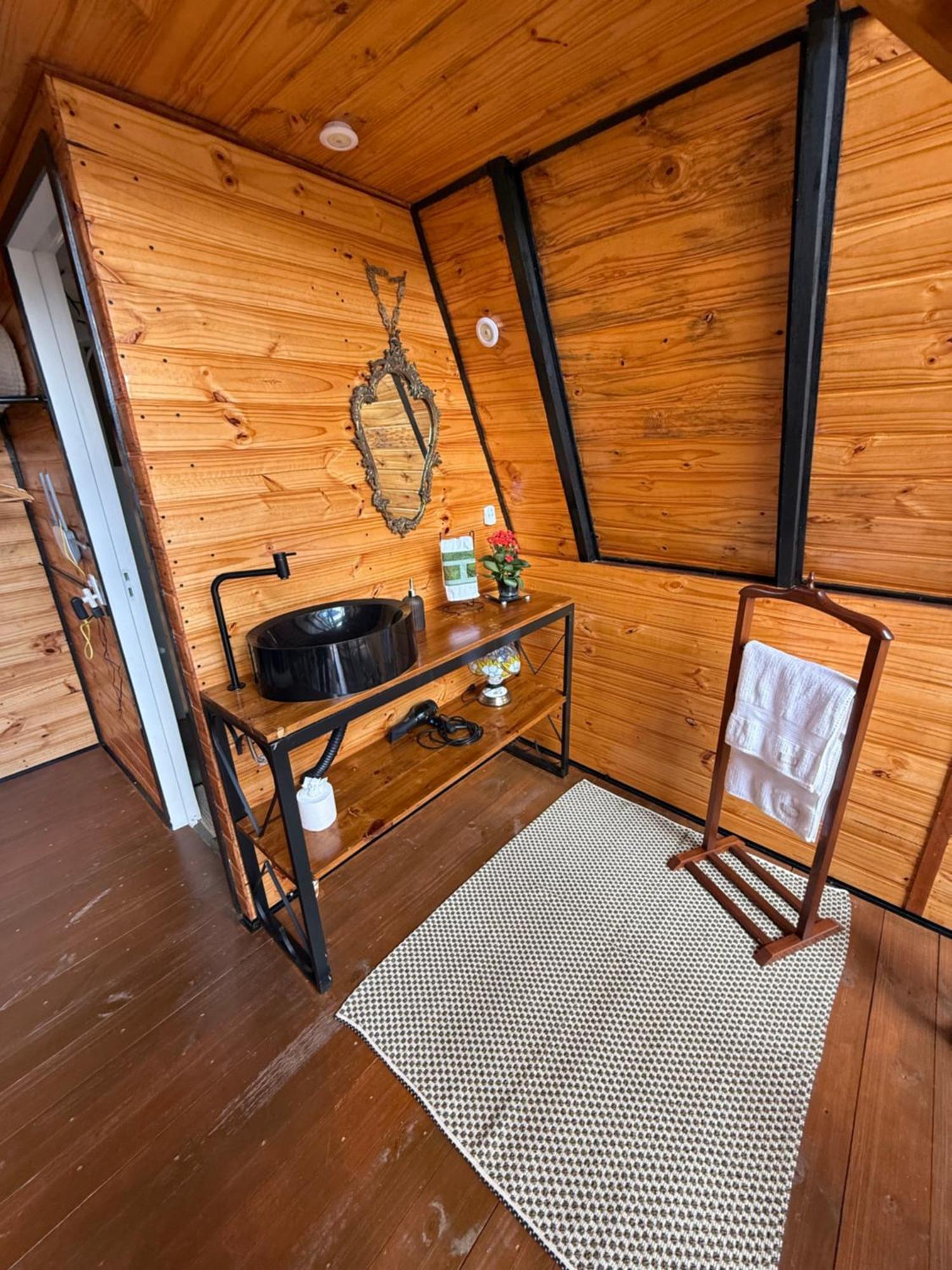 Chale Canto Da Mata - Com Piscina E Cafe Da Manha Lodge Sapucai-Mirim